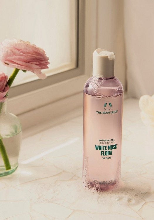 Body shop white musk flora shower gel clearance